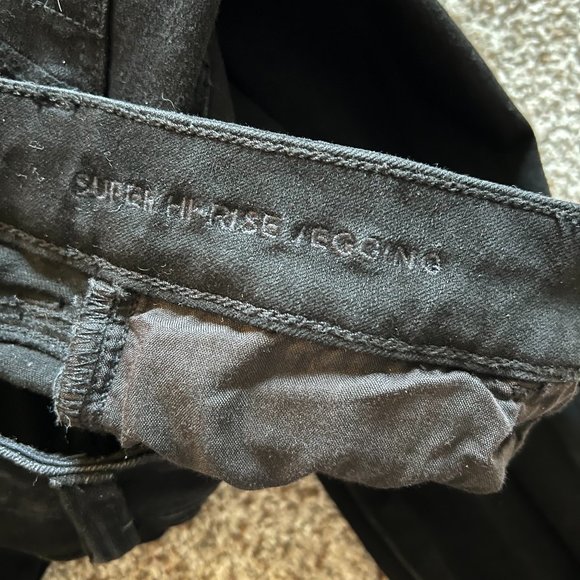 American Eagle 6 Short Black Super Hi-Rise Jeggings 360 Next level Stretch - Picture 6 of 8